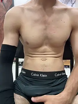 coupleyug online show from 21, 4, 2026