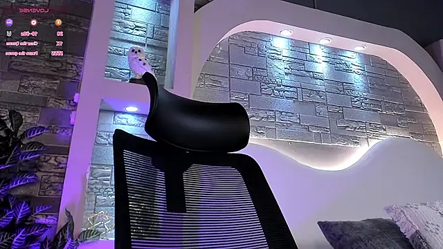 Snapshot of dominic_de_luca chatting on 21, 11, 2025 dominic de luca online show from 21, 11, 2025