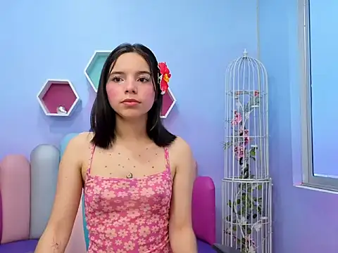 Issa Skinny  online show from 21, 9, 2025
