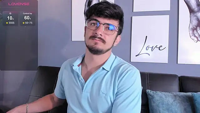 AaronFuentes7 online show from 5, 10, 2025