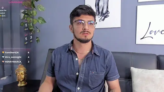 AaronFuentes7 online show from 13, 9, 2025