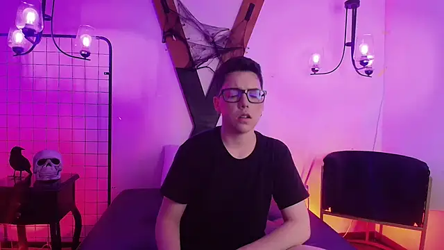 Snapshot of SpencerMontgomery chatting on 13, 11, 2025 SpencerMontgomery online show from 13, 11, 2025