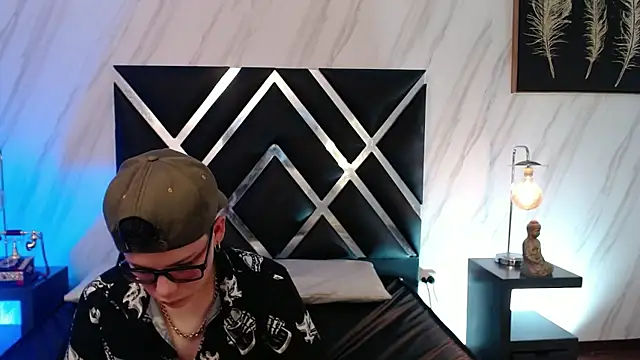 Snapshot of SpencerMontgomery chatting on 1, 12, 2025 SpencerMontgomery online show from 1, 12, 2025