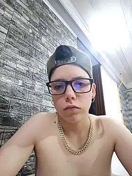 Snapshot of SpencerMontgomery chatting on 13, 10, 2025 SpencerMontgomery online show from 13, 10, 2025