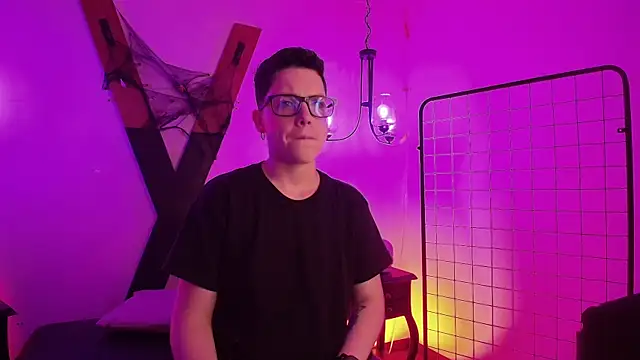 Snapshot of SpencerMontgomery chatting on 8, 11, 2025 SpencerMontgomery online show from 8, 11, 2025