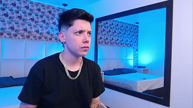 Snapshot of SpencerMontgomery chatting on 29, 10, 2025 SpencerMontgomery online show from 29, 10, 2025