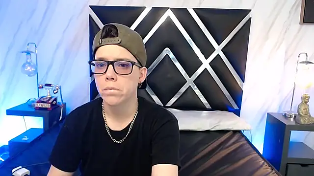 Snapshot of SpencerMontgomery chatting on 30, 11, 2025 SpencerMontgomery online show from 30, 11, 2025