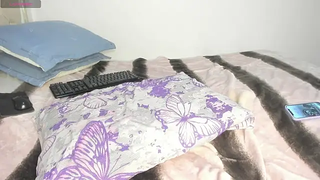 katitahotcam ass online show from 28, 10, 2025