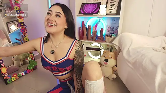 justonecute online show from 23, 4, 2026