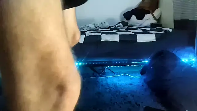 poonwolf online show from 1, 10, 2025