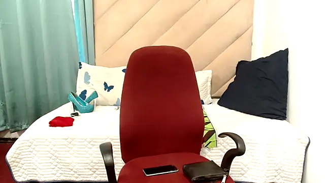 XXBUBBLYBARBIEXX online show from 10, 2, 2026