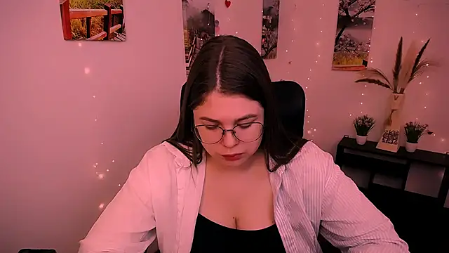  Lovely Mary online show from 18, 9, 2025