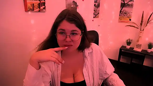  Lovely Mary online show from 14, 9, 2025