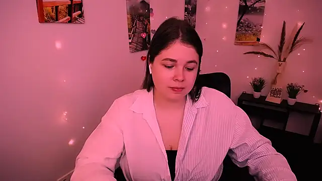 Lovely Mary online show from 20, 9, 2025