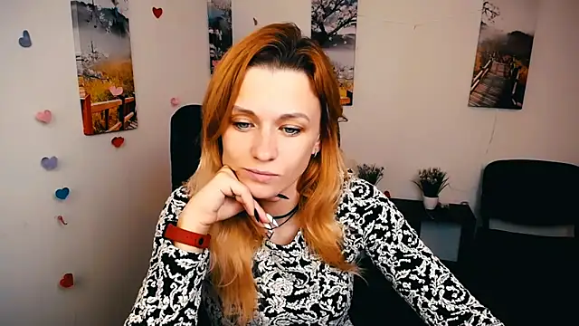 Snapshot of PeppyMia chatting on 14, 11, 2025 PeppyMia online show from 14, 11, 2025