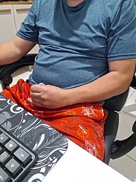 Carloskasado online show from 12, 3, 2026