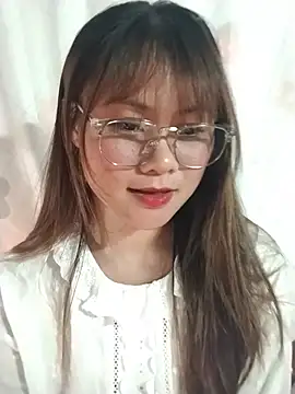 Snapshot of Sisi_dy01 chatting on 4, 7, 2026 Sisi dy01 online show from 4, 7, 2026
