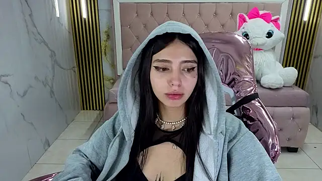 Snapshot of alehp_rose_s chatting on 6, 5, 2026 alehp rose s online show from 6, 5, 2026