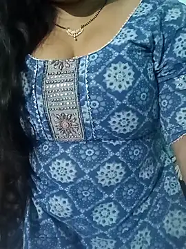 Snapshot of Anjali-bhabhi chatting on 8, 3, 2026 Anjali-bhabhi online show from 8, 3, 2026