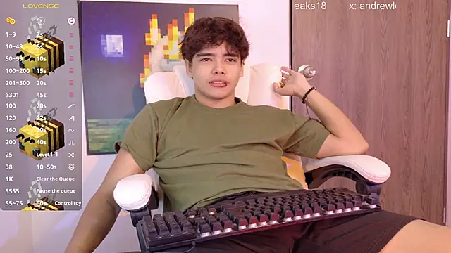 Snapshot of an_drew18 chatting on 5, 6, 2026 an drew18 online show from 5, 6, 2026