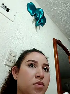 cristhi esterling online show from 1, 10, 2025