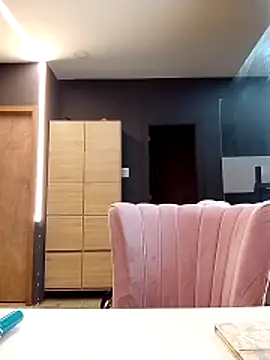 Cristal hott1 online show from 15, 2, 2026