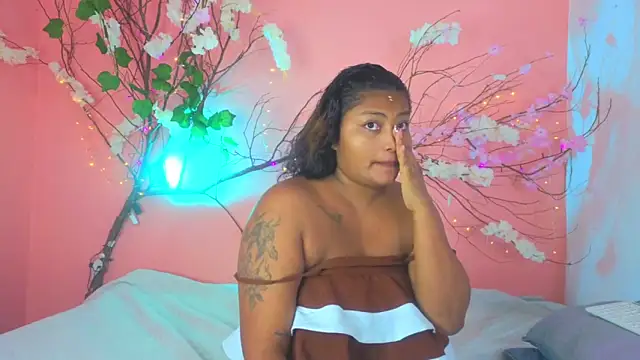 Cristal hott1 online show from 11, 2, 2026