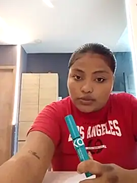 Cristal hott1 online show from 24, 2, 2026