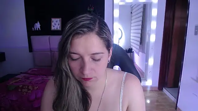 Agatha bellucci  online show from 13, 1, 2026