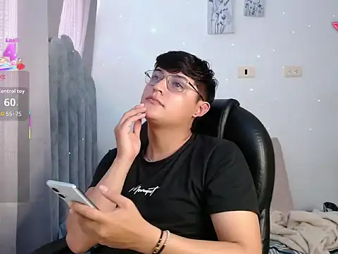 yesitwink  online show from 11, 3, 2026