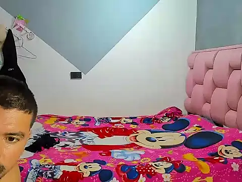Snapshot of patrickMilena chatting on 7, 6, 2026 patrickMilena online show from 7, 6, 2026