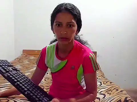 Snapshot of patrickMilena chatting on 31, 10, 2025 patrickMilena online show from 31, 10, 2025