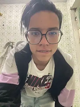 diegoand0911 online show from 5, 4, 2026