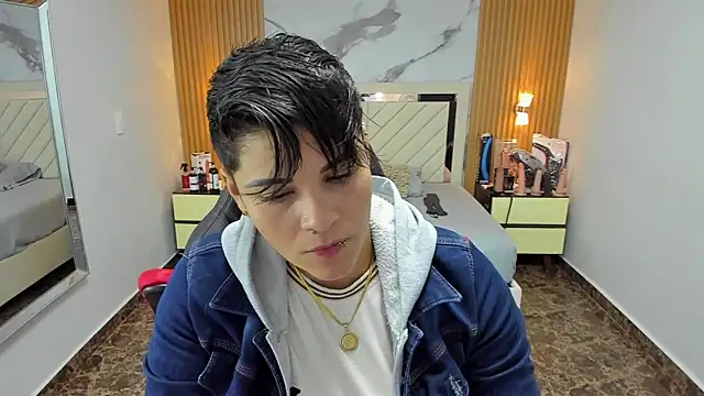 KAROLLJONES1 online show from 15, 10, 2025