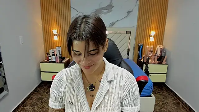 KAROLLJONES1 online show from 7, 11, 2025