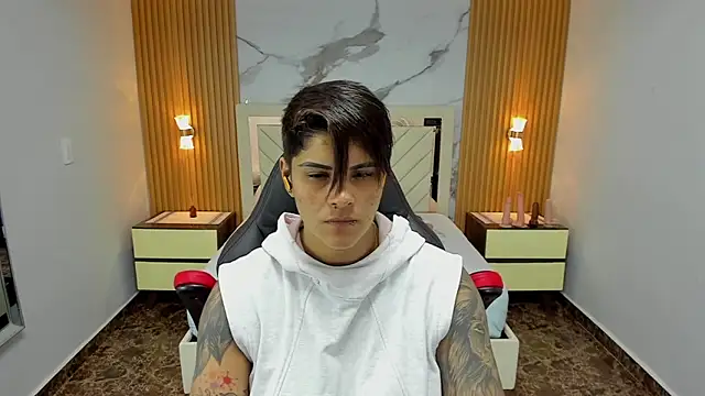 KAROLLJONES1 online show from 16, 11, 2025