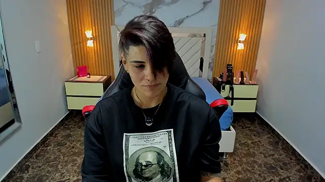 KAROLLJONES1 online show from 12, 2, 2026