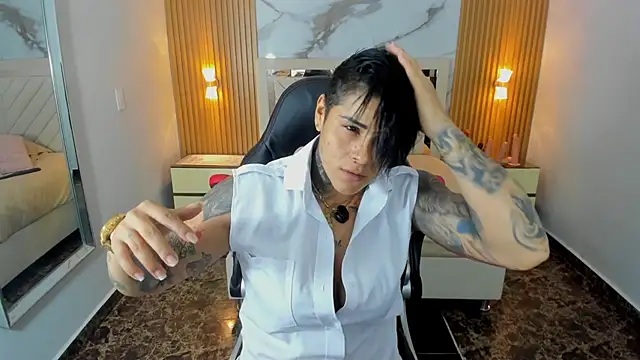 KAROLLJONES1 online show from 17, 7, 2026