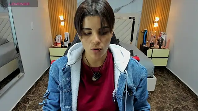 KAROLLJONES1 online show from 21, 11, 2025