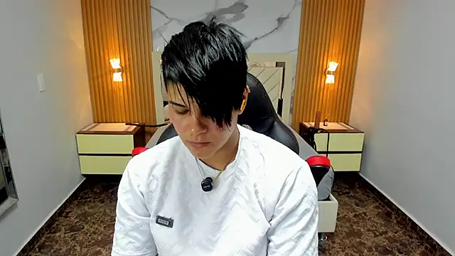 KAROLLJONES1 online show from 31, 3, 2026