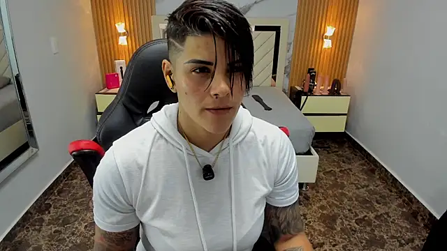 KAROLLJONES1 online show from 11, 2, 2026