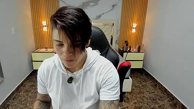 KAROLLJONES1 online show from 17, 2, 2026