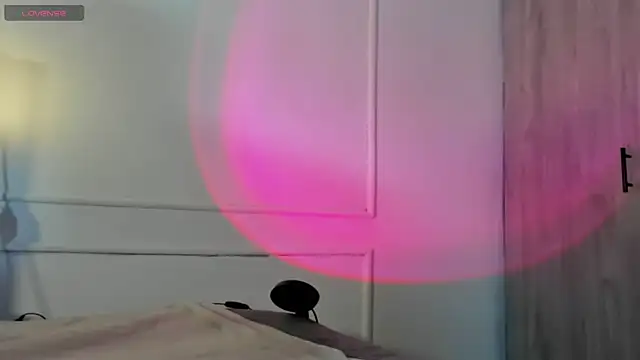 Snapshot of Ice_Princess_ chatting on 8, 11, 2025 Ice Princess online show from 8, 11, 2025