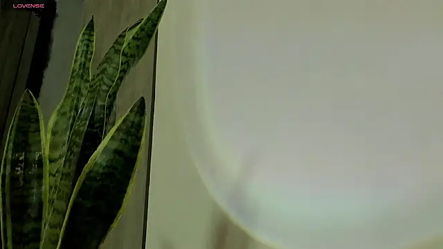 Snapshot of Ice_Princess_ chatting on 12, 10, 2025 Ice Princess online show from 12, 10, 2025