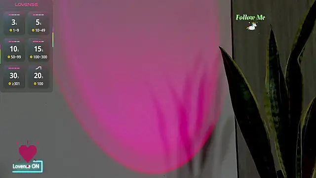 Snapshot of Ice_Princess_ chatting on 9, 10, 2025 Ice Princess online show from 9, 10, 2025