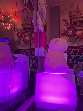 goddessmissmia online show from 4, 3, 2026