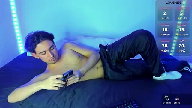 Alexxx savage online show from 3, 10, 2025