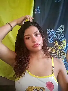 Snapshot of Lulupeach69 chatting on 19, 9, 2025 Lulupeach69 online show from 19, 9, 2025
