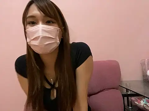 Snapshot of rad_chan chatting on 4, 10, 2025 rad chan online show from 4, 10, 2025