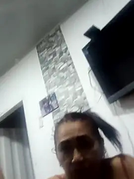 Snapshot of linda_luna29 chatting on 11, 9, 2025 linda luna29 online show from 11, 9, 2025